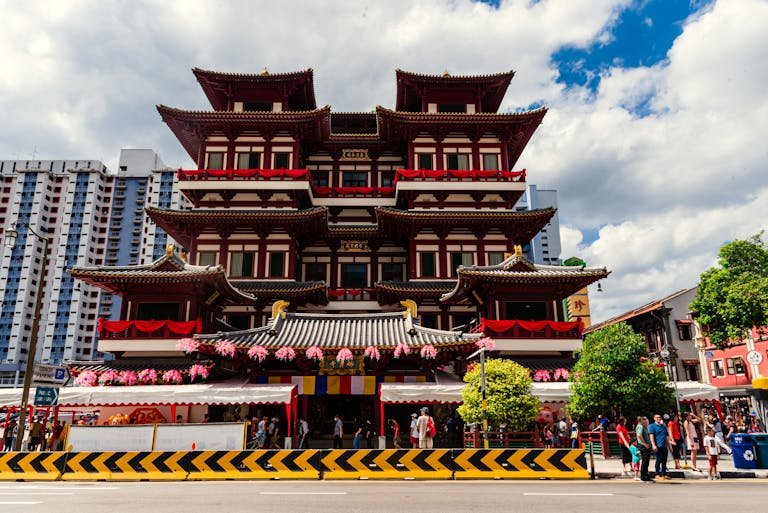 Buddha Tooth Relic Temple in Singapore's Chinatown